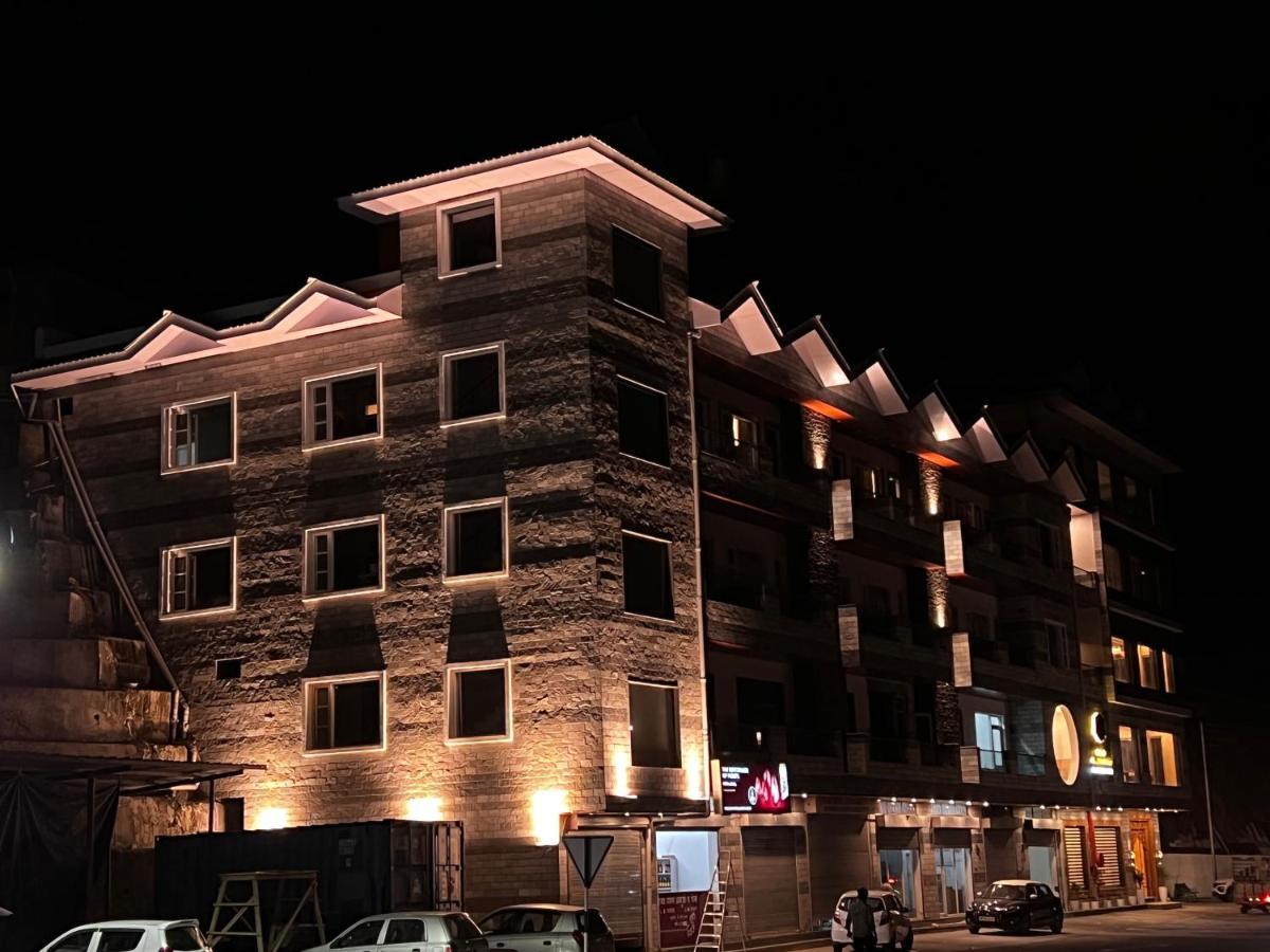 Hotel Himalayan Heritage Sarāhan エクステリア 写真