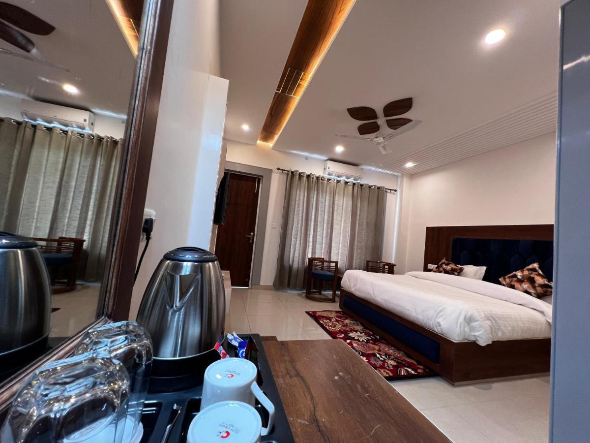 Hotel Himalayan Heritage Sarāhan エクステリア 写真